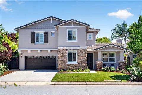 $1,900,000 | 18042 Calle Central, Morgan Hill, CA 95037