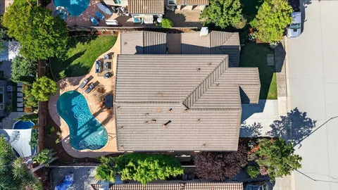 $1,900,000 | 18042 Calle Central, Morgan Hill, CA 95037