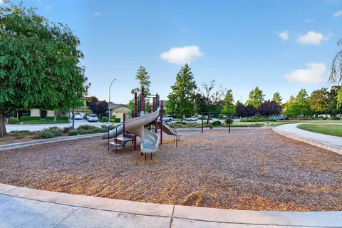 $1,900,000 | 18042 Calle Central, Morgan Hill, CA 95037