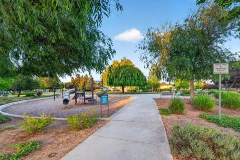 $1,900,000 | 18042 Calle Central, Morgan Hill, CA 95037