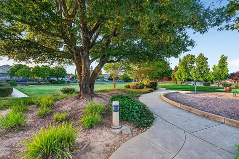 $1,900,000 | 18042 Calle Central, Morgan Hill, CA 95037