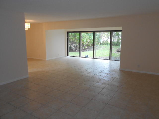 6655 Spring Bottom Way, Unit 146 Boca Raton, FL 33433 - Photo 1 of 15 Main Living Area