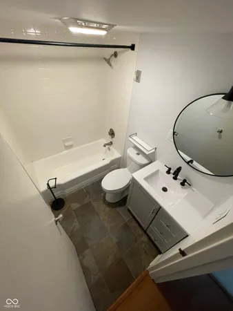 $1,750 | 3965 North Meridian Street, Unit 2D, Indianapolis, IN 46208