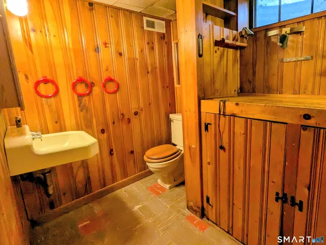 $430,000 | 123 Grove Street, West Hartford, CT 06110