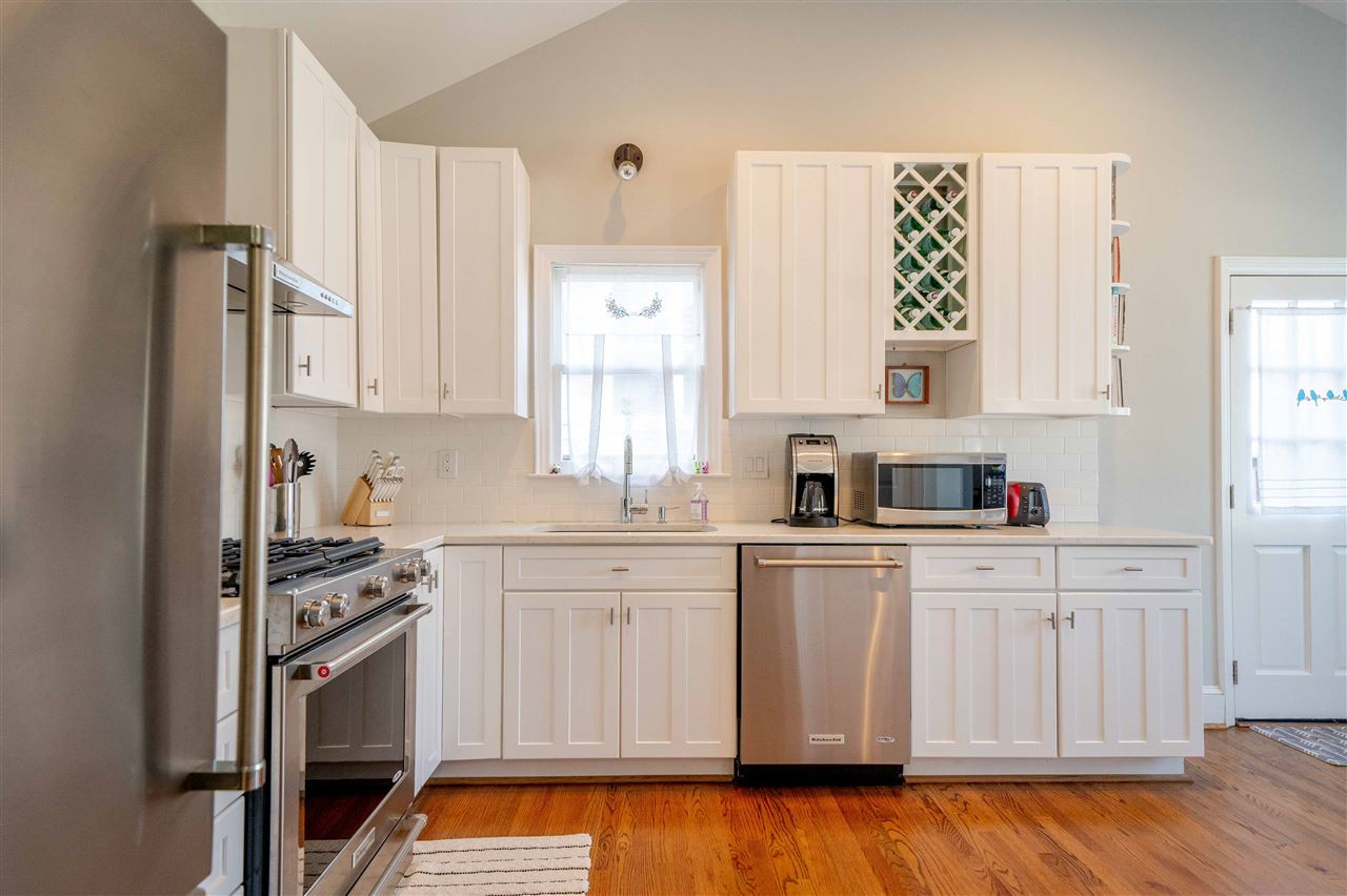 700 East Whitaker Mill Road Raleigh, NC 27608 - Photo 11 of 27 Photo 11