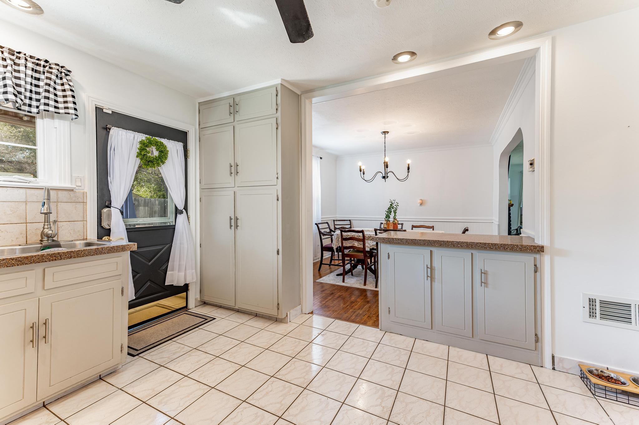 7 North Beech Road Wichita, KS 67206 - Photo 21 of 35