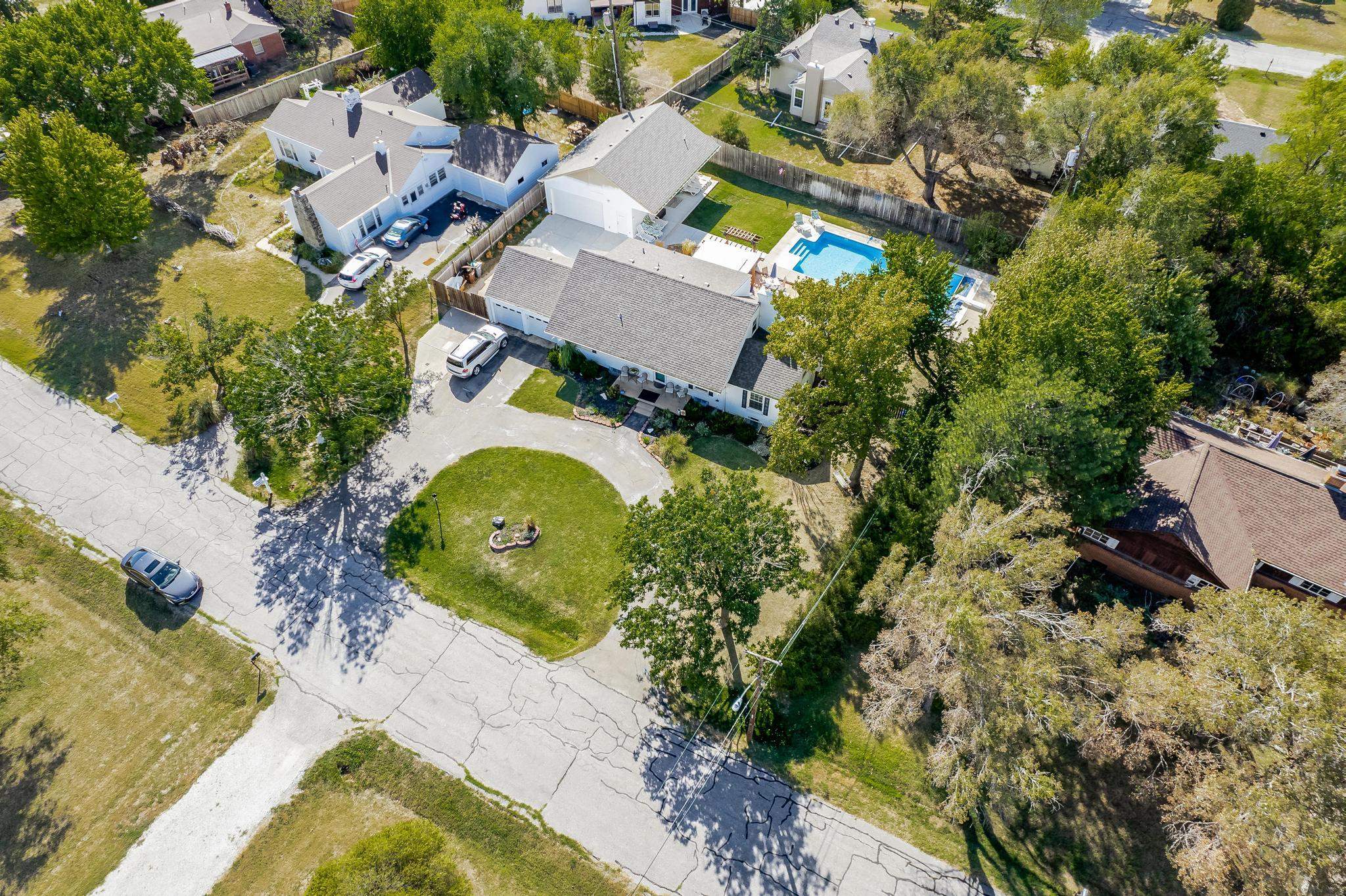 7 North Beech Road Wichita, KS 67206 - Photo 32 of 35