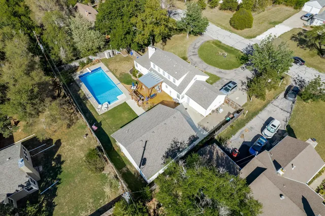 $371,500 | 7 North Beech Road, Wichita, KS 67206