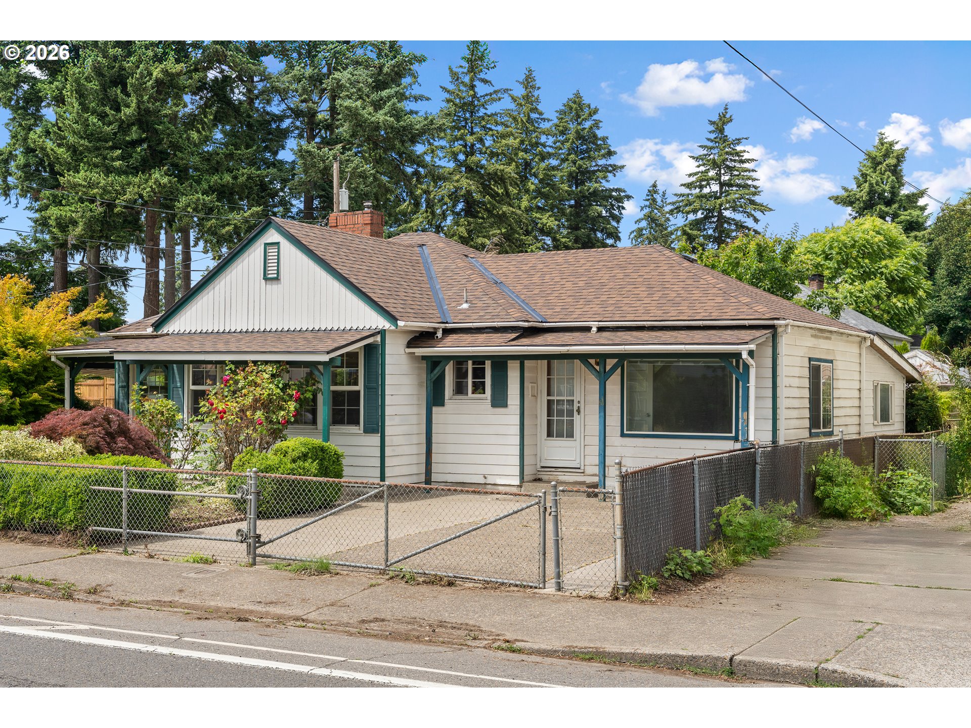 11311 Southeast Division Street Portland, OR 97216 - Photo 7 of 48
