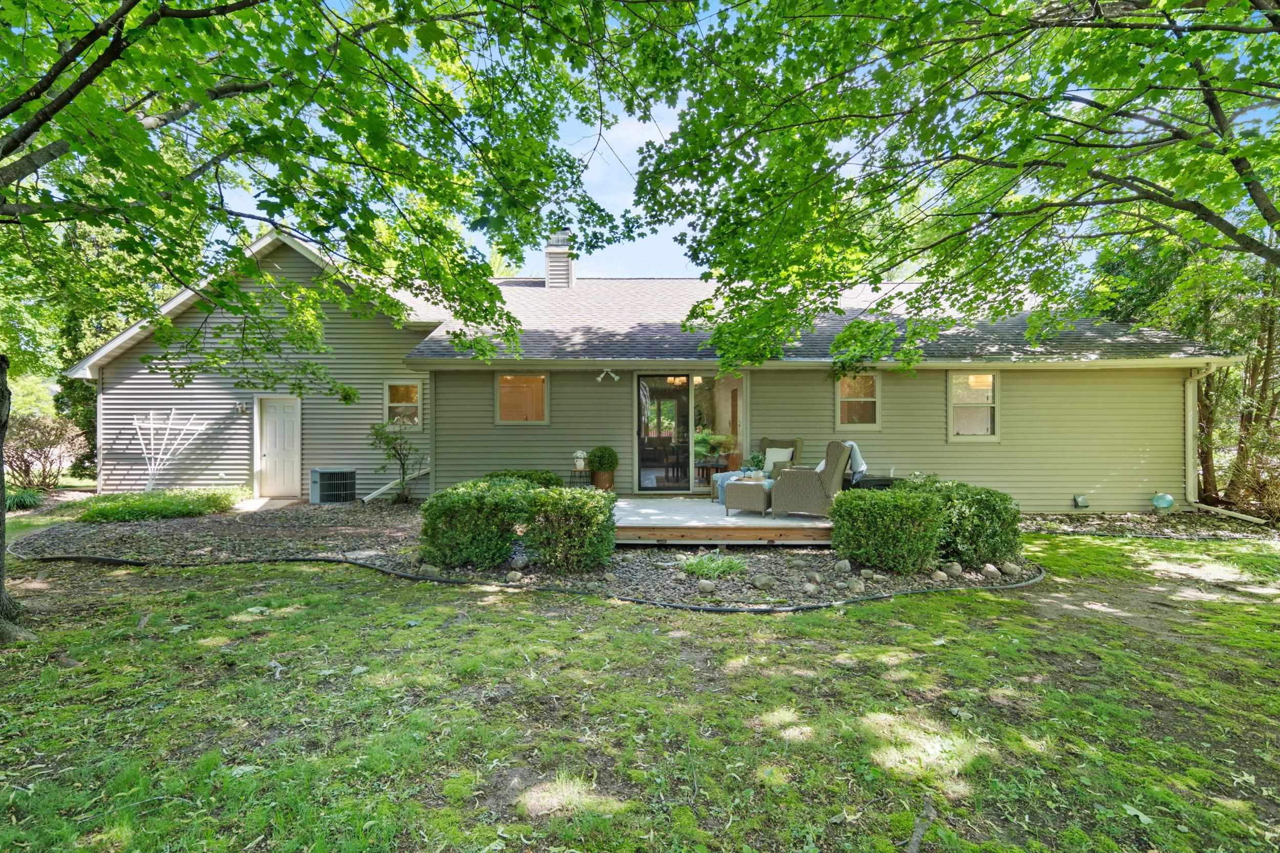 3107 Devroy Lane Green Bay, WI 54313 - Photo 60 of 75