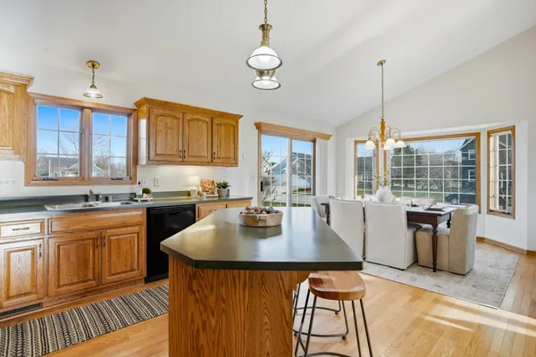 $565,000 | 1001 Spring Waters Drive, Oconomowoc, WI 53066