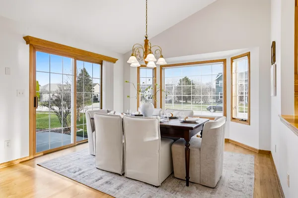 $565,000 | 1001 Spring Waters Drive, Oconomowoc, WI 53066