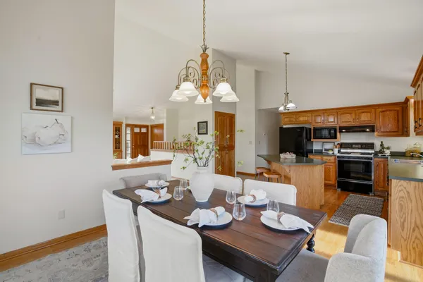 $565,000 | 1001 Spring Waters Drive, Oconomowoc, WI 53066