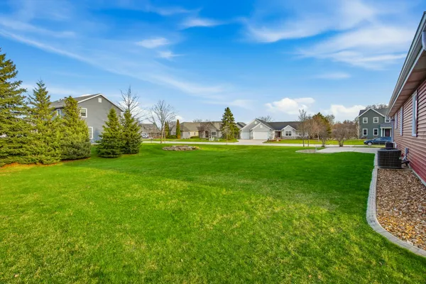 $565,000 | 1001 Spring Waters Drive, Oconomowoc, WI 53066