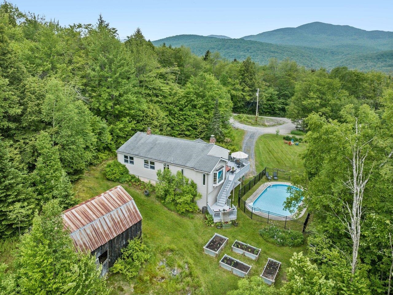 89 Carlson Road Worcester, VT 05682 - Photo 4 of 60