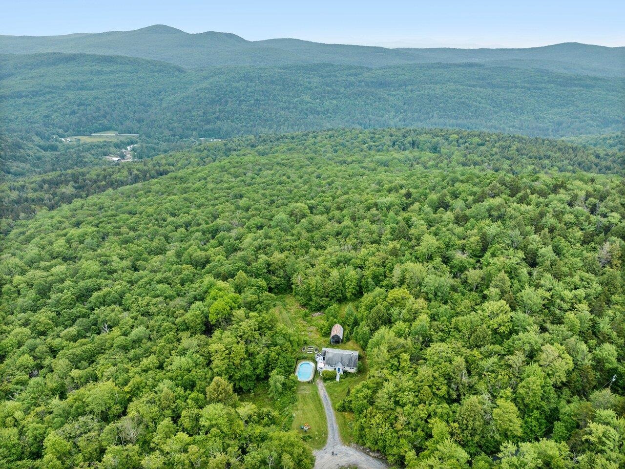 89 Carlson Road Worcester, VT 05682 - Photo 6 of 60