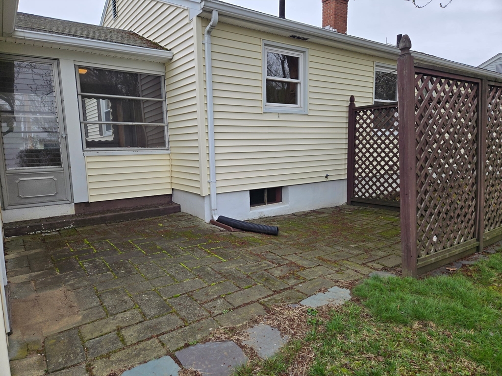 95 Herrman Street West Springfield, MA 01089 - Photo 20 of 22