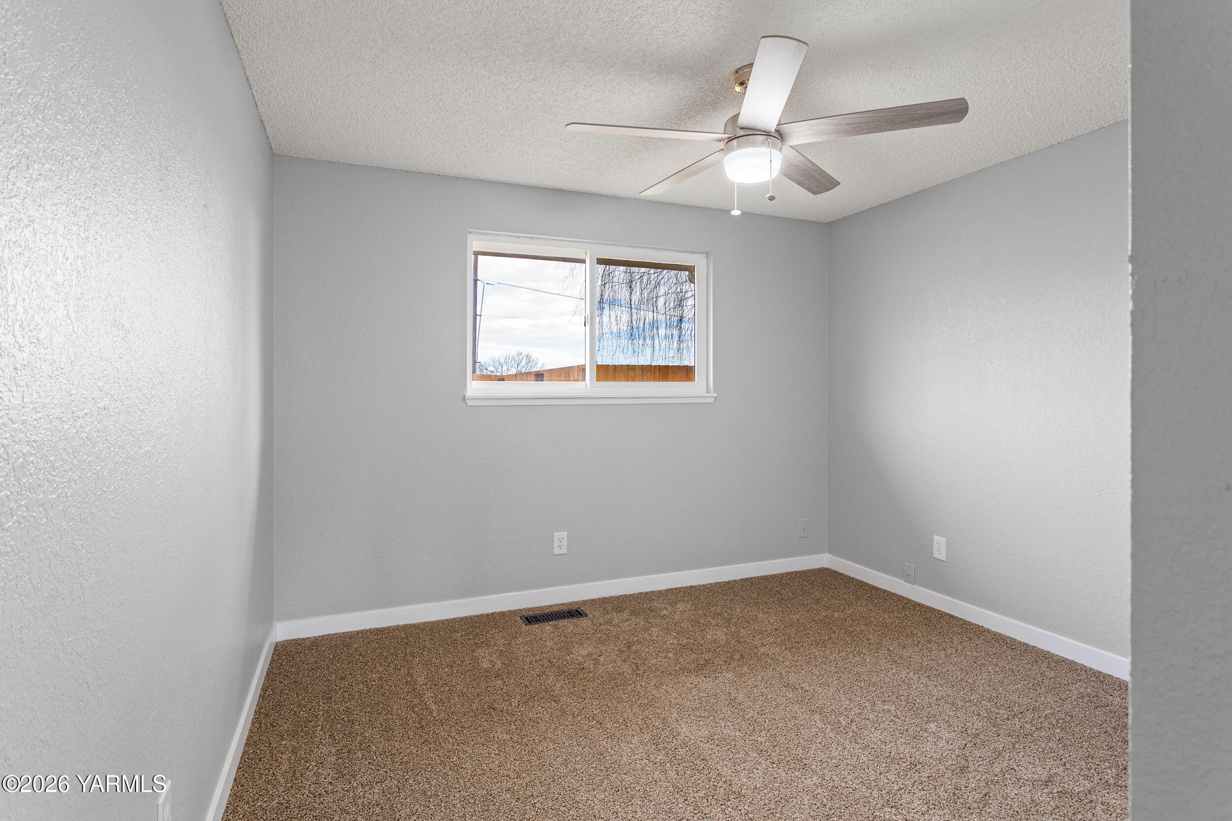 8801 West Alpine Court Yakima, WA 98908 - Photo 14 of 25 8801 Alpine Ct