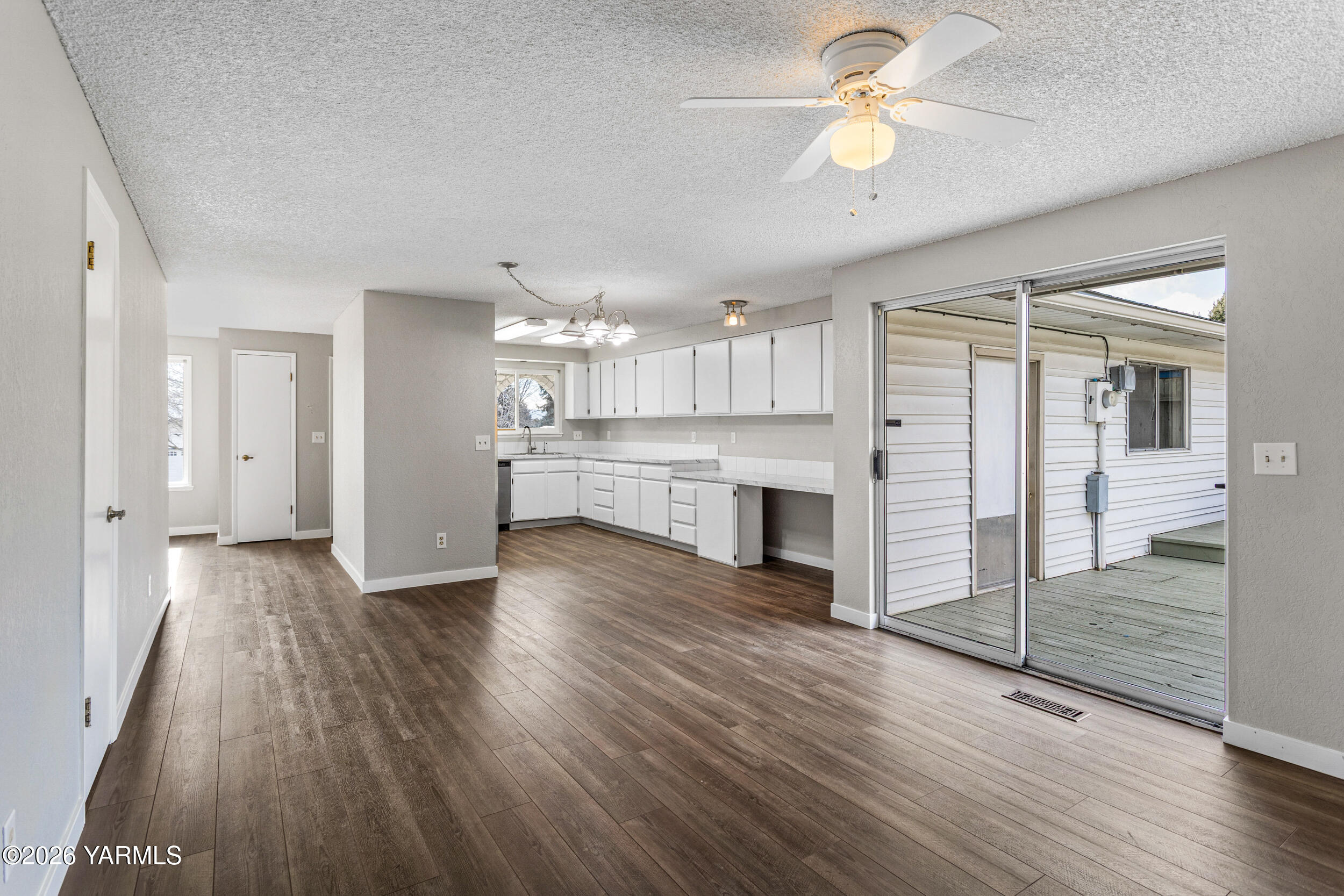 8801 West Alpine Court Yakima, WA 98908 - Photo 8 of 25 8801 Alpine Ct