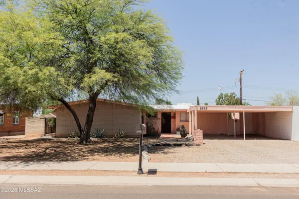 $325,000 | 6825 East Oberlin Drive, Tucson, AZ 85710