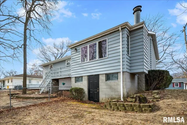 $199,900 | 316 Rainbow Drive, Creve Coeur, IL 61610