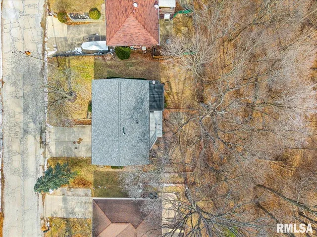 $199,900 | 316 Rainbow Drive, Creve Coeur, IL 61610