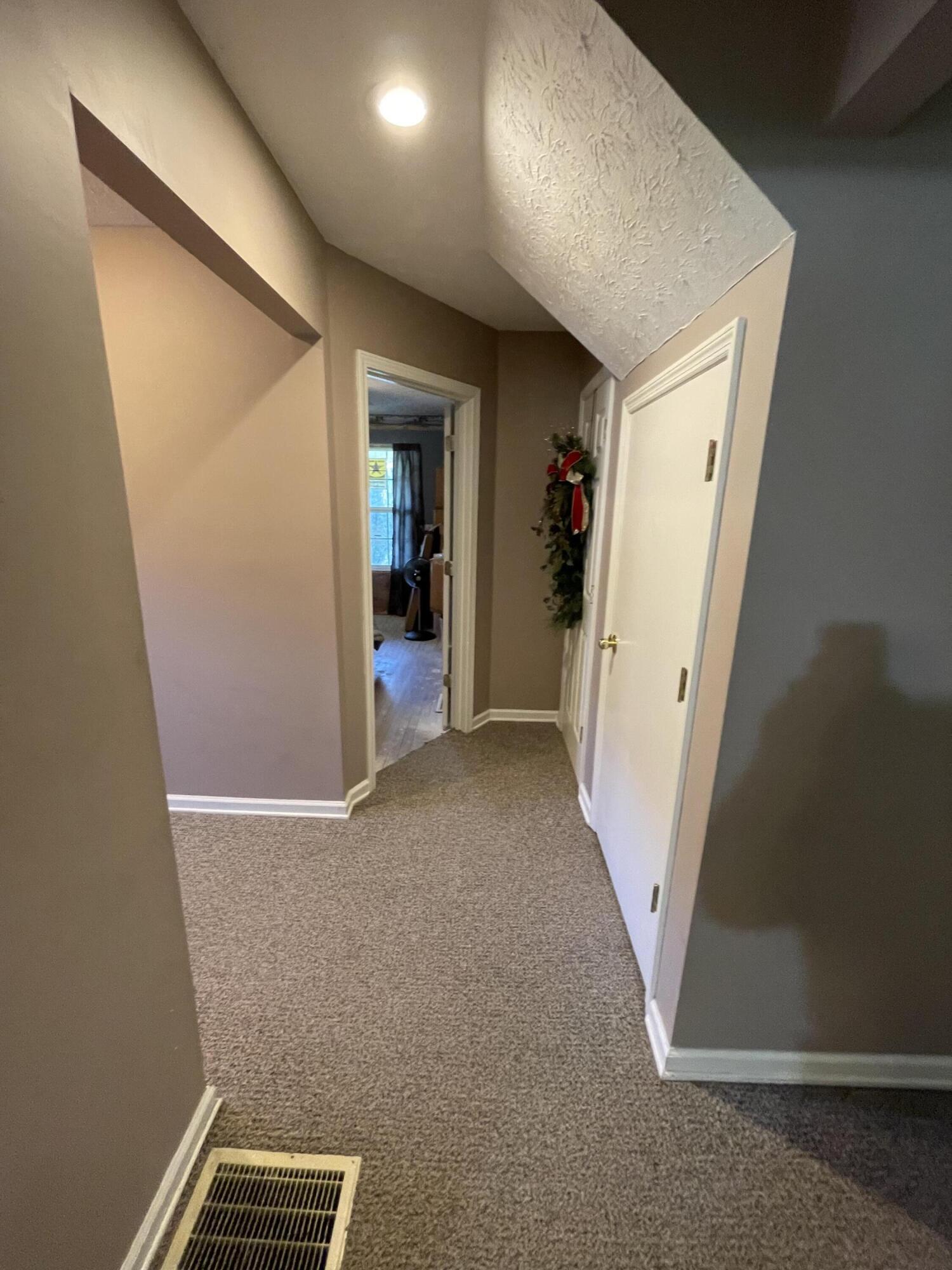 2885 Switzer Road Frankfort, KY 40601 - Photo 10 of 41 19