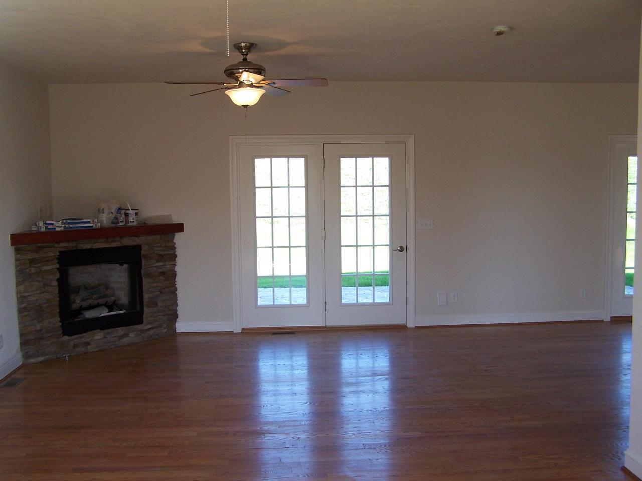 32 Huff Road Fincastle, VA 24090 - Photo 5 of 9 Interior 2