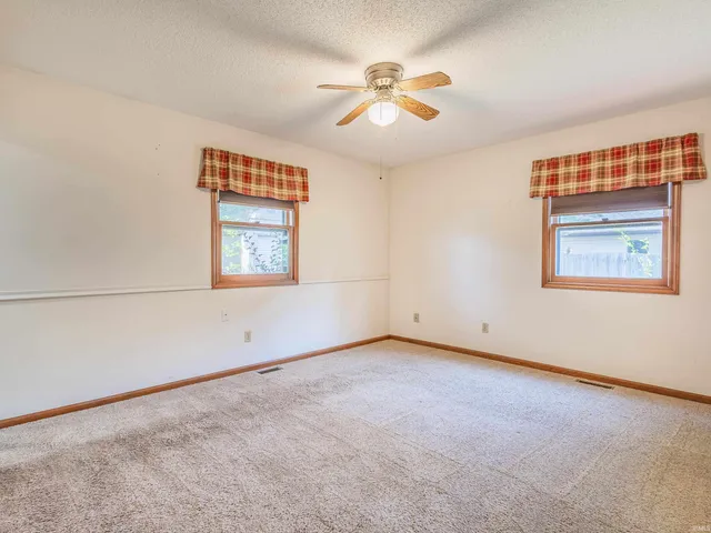 $230,000 | 314 Greenwood Trail, Ossian, IN 46777