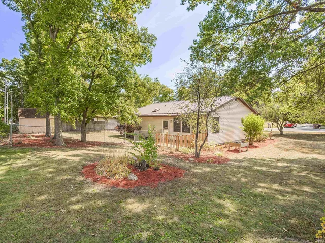 $230,000 | 314 Greenwood Trail, Ossian, IN 46777