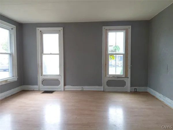 $89,900 | 5 Howard Street, Auburn, NY 13021