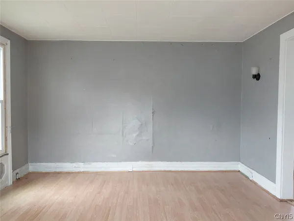 $89,900 | 5 Howard Street, Auburn, NY 13021