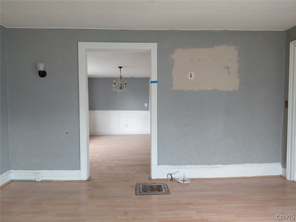 5 Howard Street Auburn, NY 13021 - Photo 14 of 49