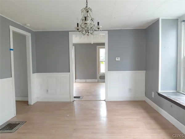 $89,900 | 5 Howard Street, Auburn, NY 13021