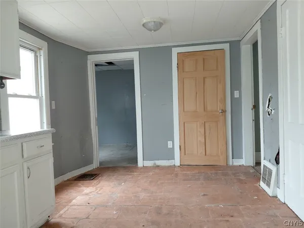 $89,900 | 5 Howard Street, Auburn, NY 13021