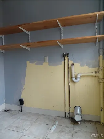 $89,900 | 5 Howard Street, Auburn, NY 13021