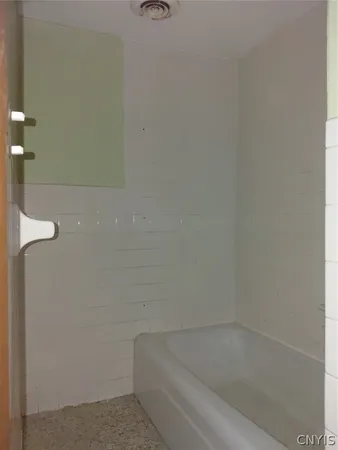 $89,900 | 5 Howard Street, Auburn, NY 13021