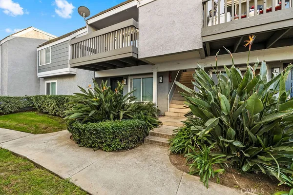 $725,000 | 35 Firwood, Irvine, CA 92604