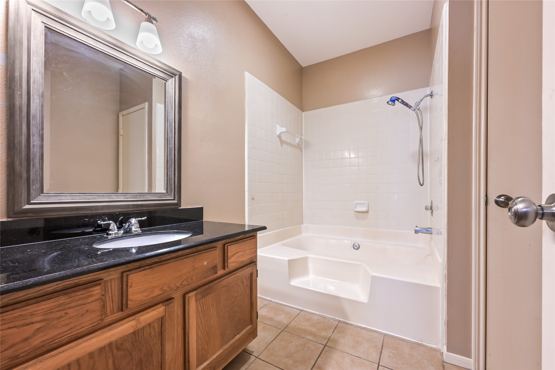 4001 Tanglewilde Street, Unit 404 Houston, TX 77063 - Photo 16 of 25