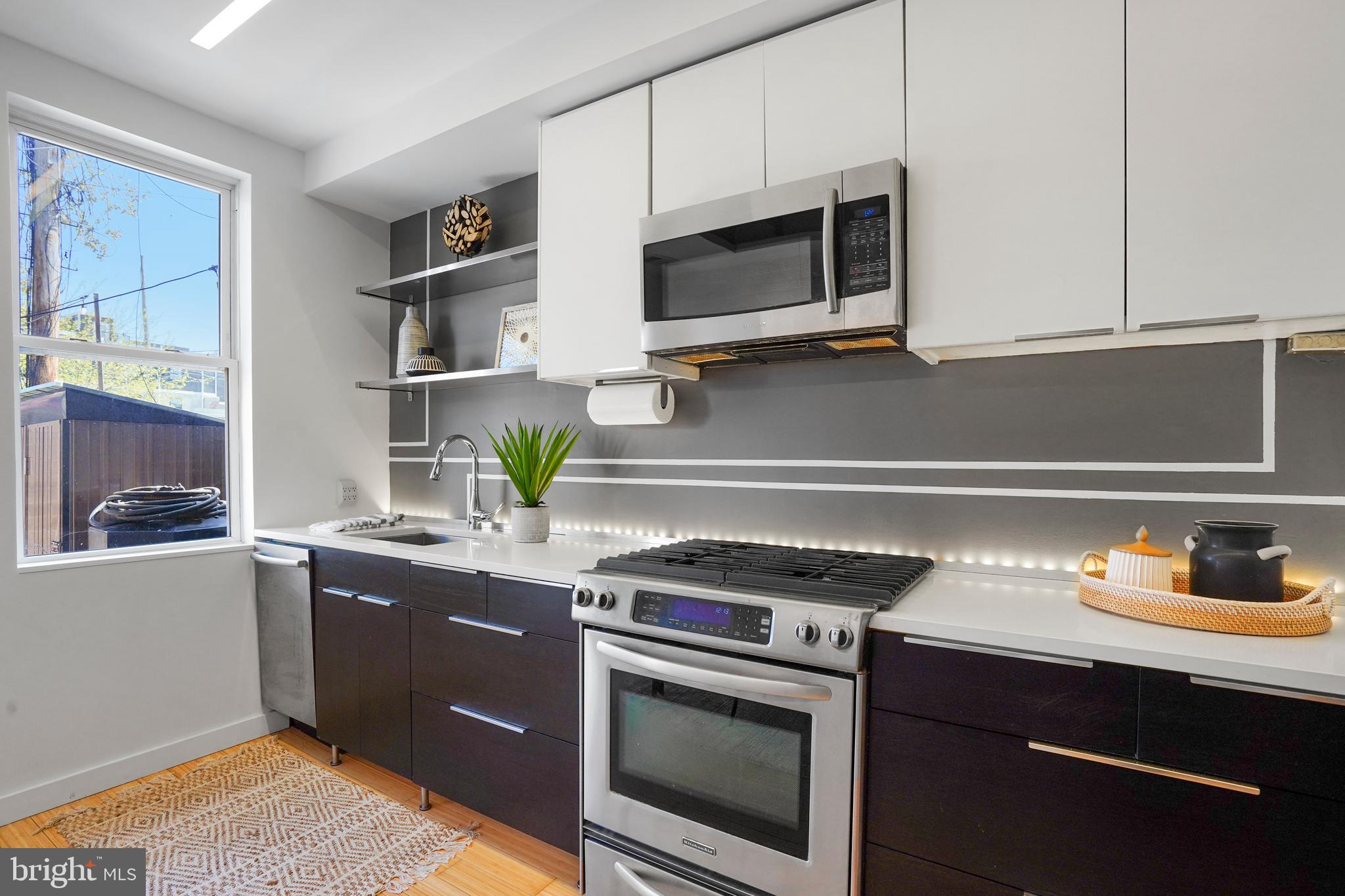 27 16th Street Northeast Washington, DC 20002 - Photo 12 of 37