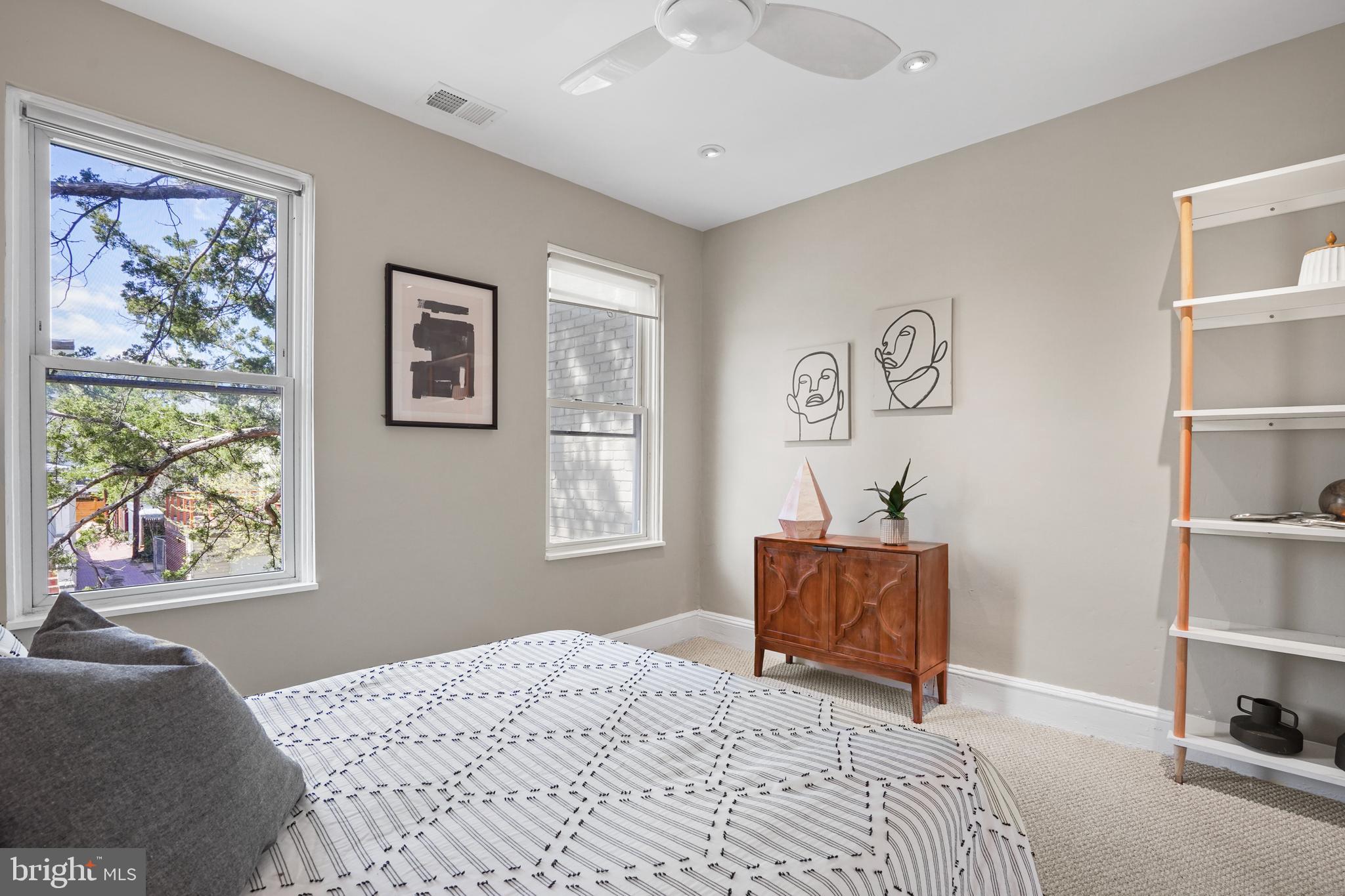 27 16th Street Northeast Washington, DC 20002 - Photo 24 of 37