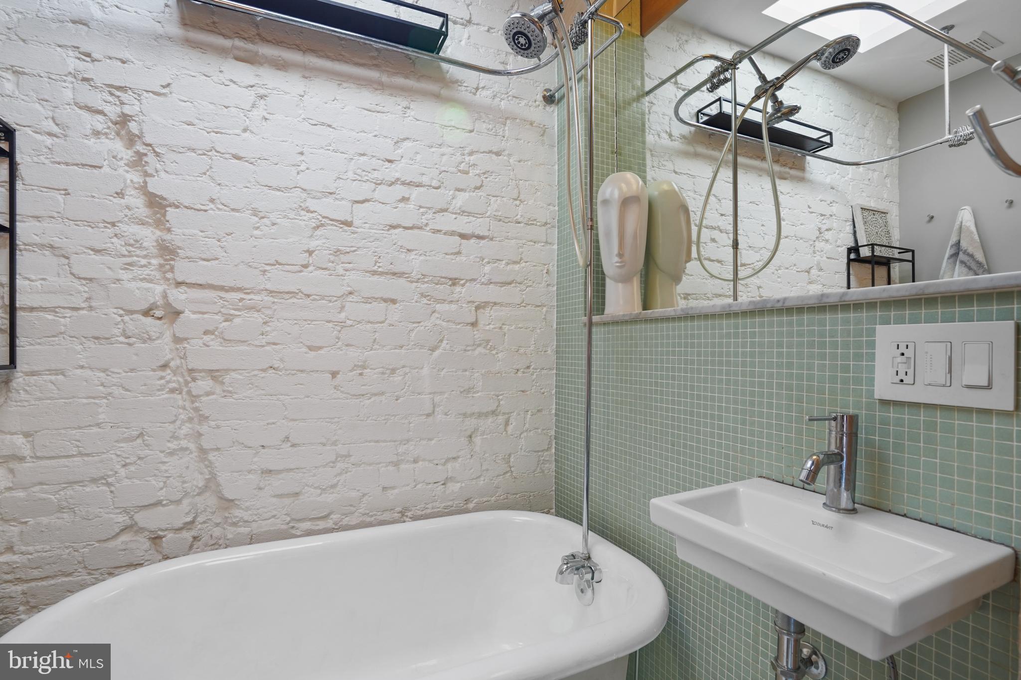 27 16th Street Northeast Washington, DC 20002 - Photo 26 of 37