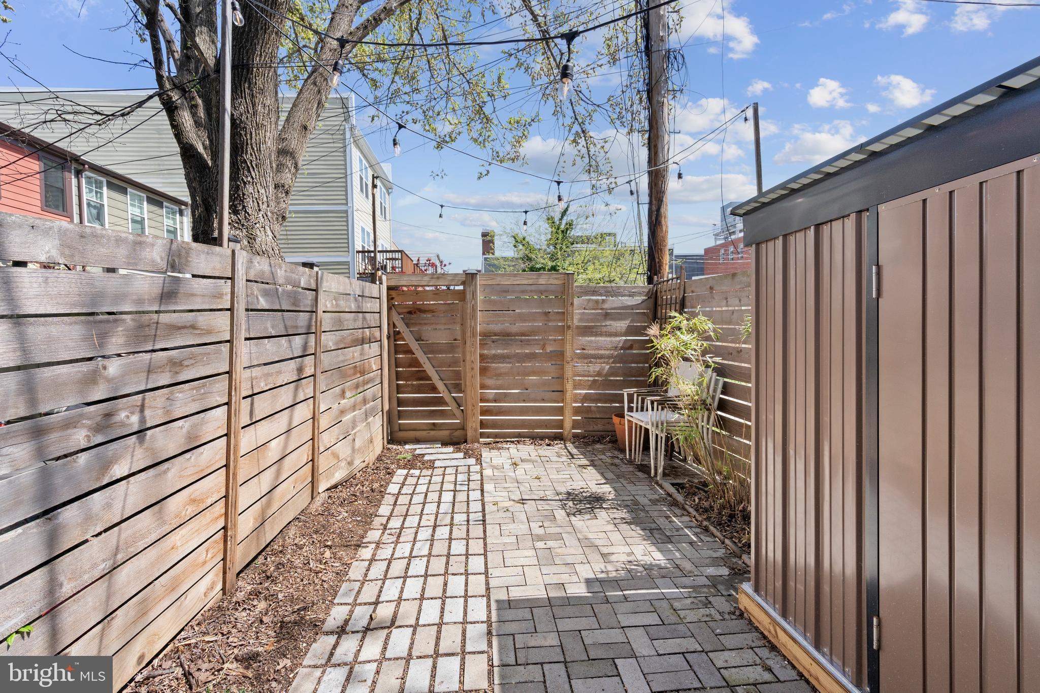 27 16th Street Northeast Washington, DC 20002 - Photo 31 of 37