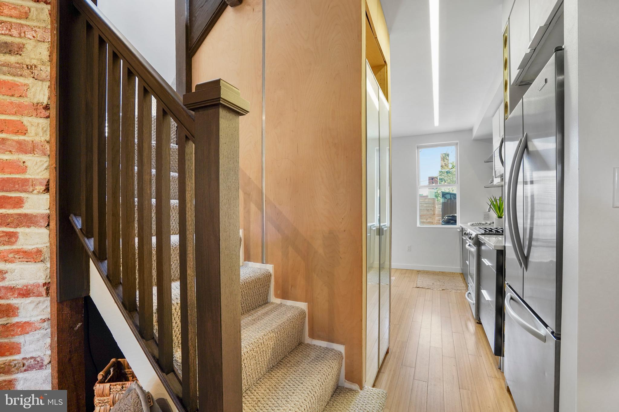 27 16th Street Northeast Washington, DC 20002 - Photo 7 of 37