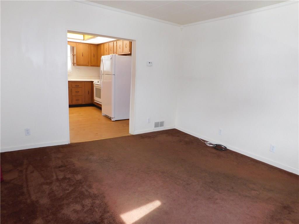 3413 Rainbow Run Road Monongahela, PA 15063 - Photo 6 of 24 Main house living room