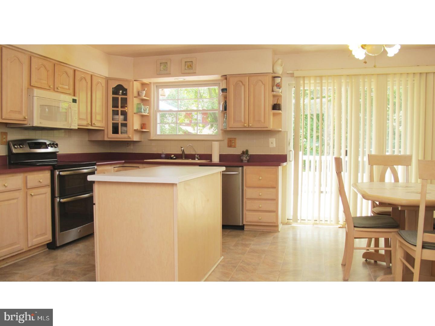 250 Sandringham Road Cherry Hill, NJ 08003 - Photo 11 of 25 Kitchen