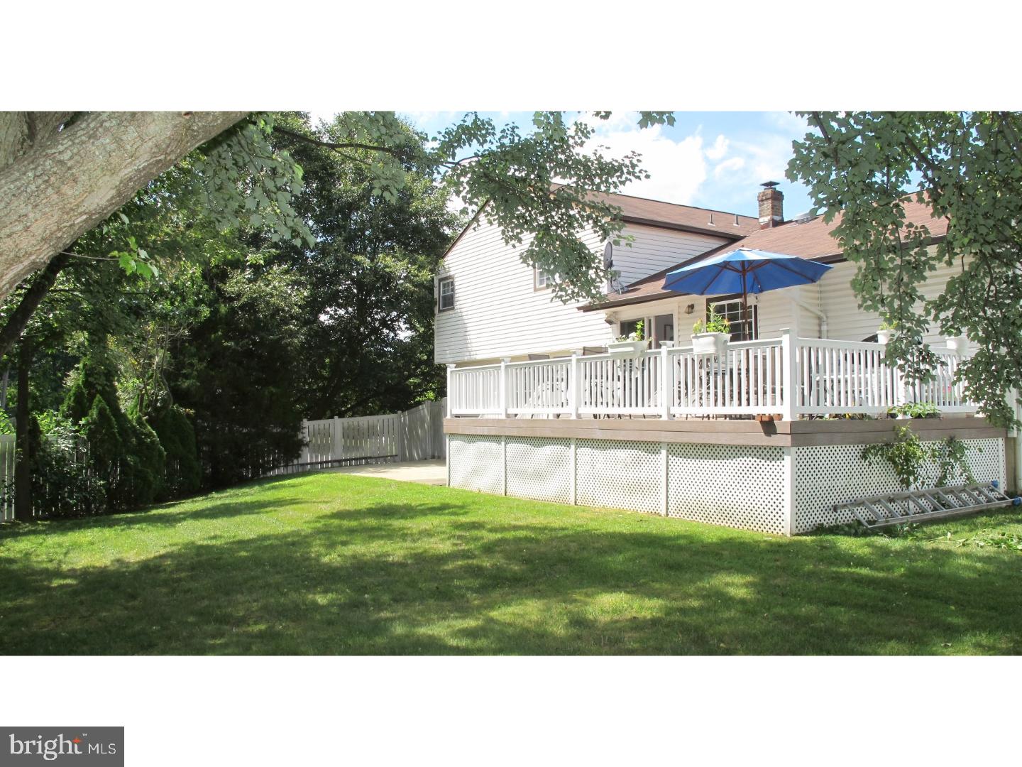 250 Sandringham Road Cherry Hill, NJ 08003 - Photo 3 of 25