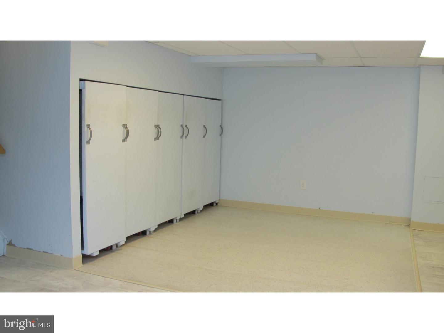 250 Sandringham Road Cherry Hill, NJ 08003 - Photo 23 of 25