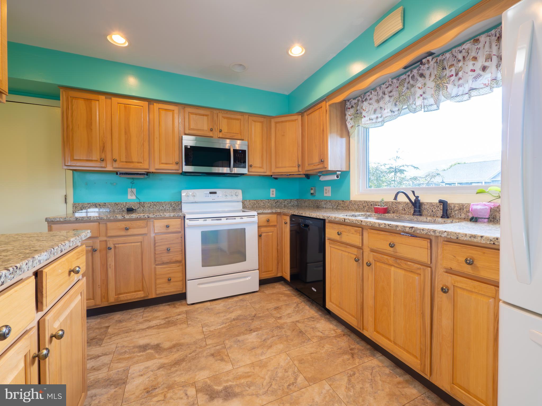 2521 Mt Hebron Road Strasburg, VA 22657 - Photo 32 of 59 Kitchen.