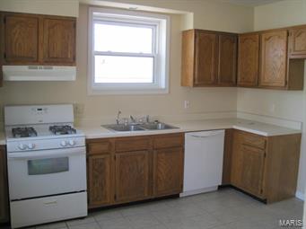 6403 Weber Road St. Louis, MO 63123 - Photo 4 of 42 Gallery Image 4